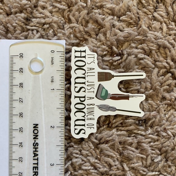 🧙‍♀️ 6/$12 Hocus Pocus Vinyl Sticker Matte - Picture 3 of 3